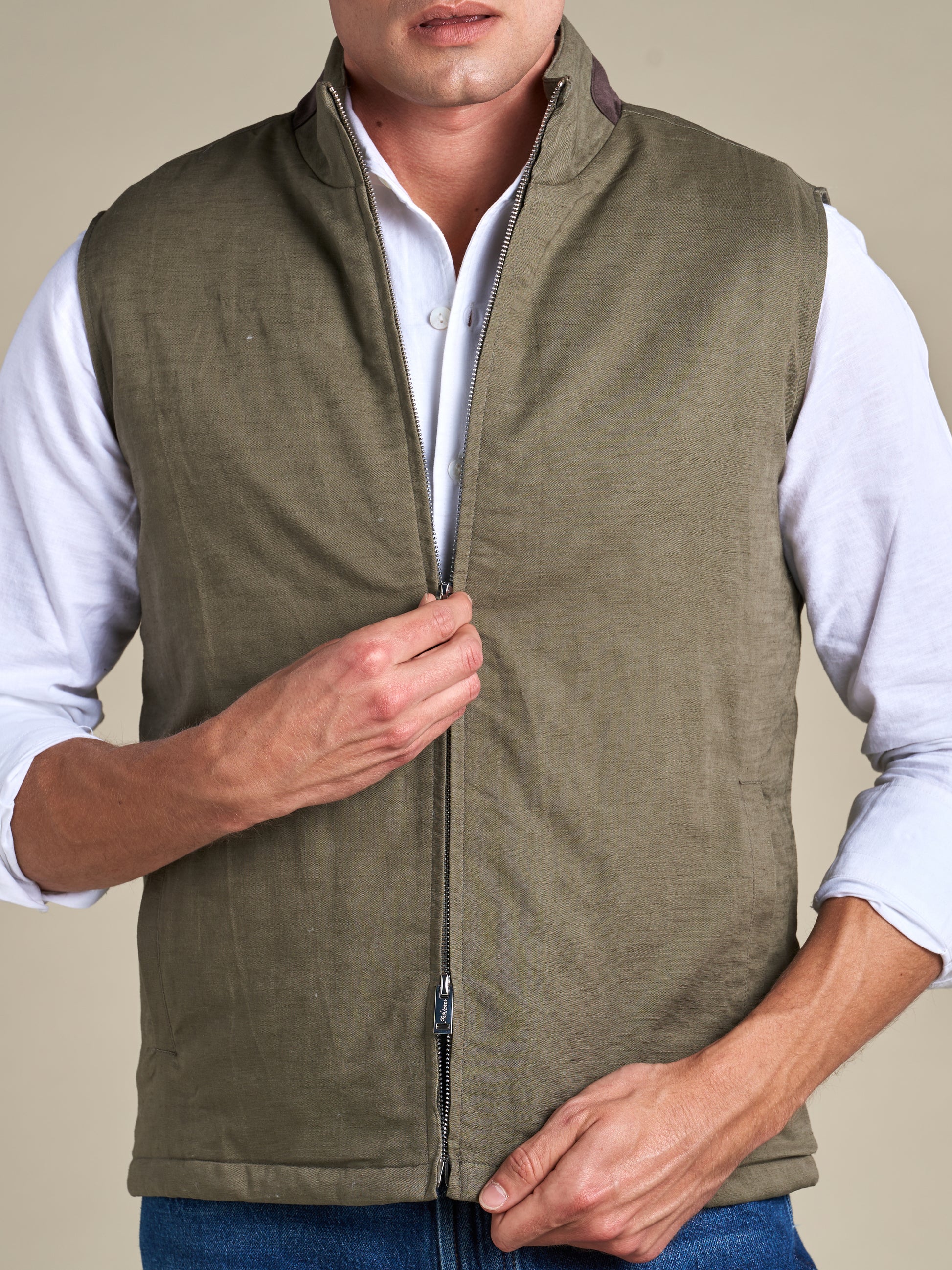 Linen gilet | Olive Green