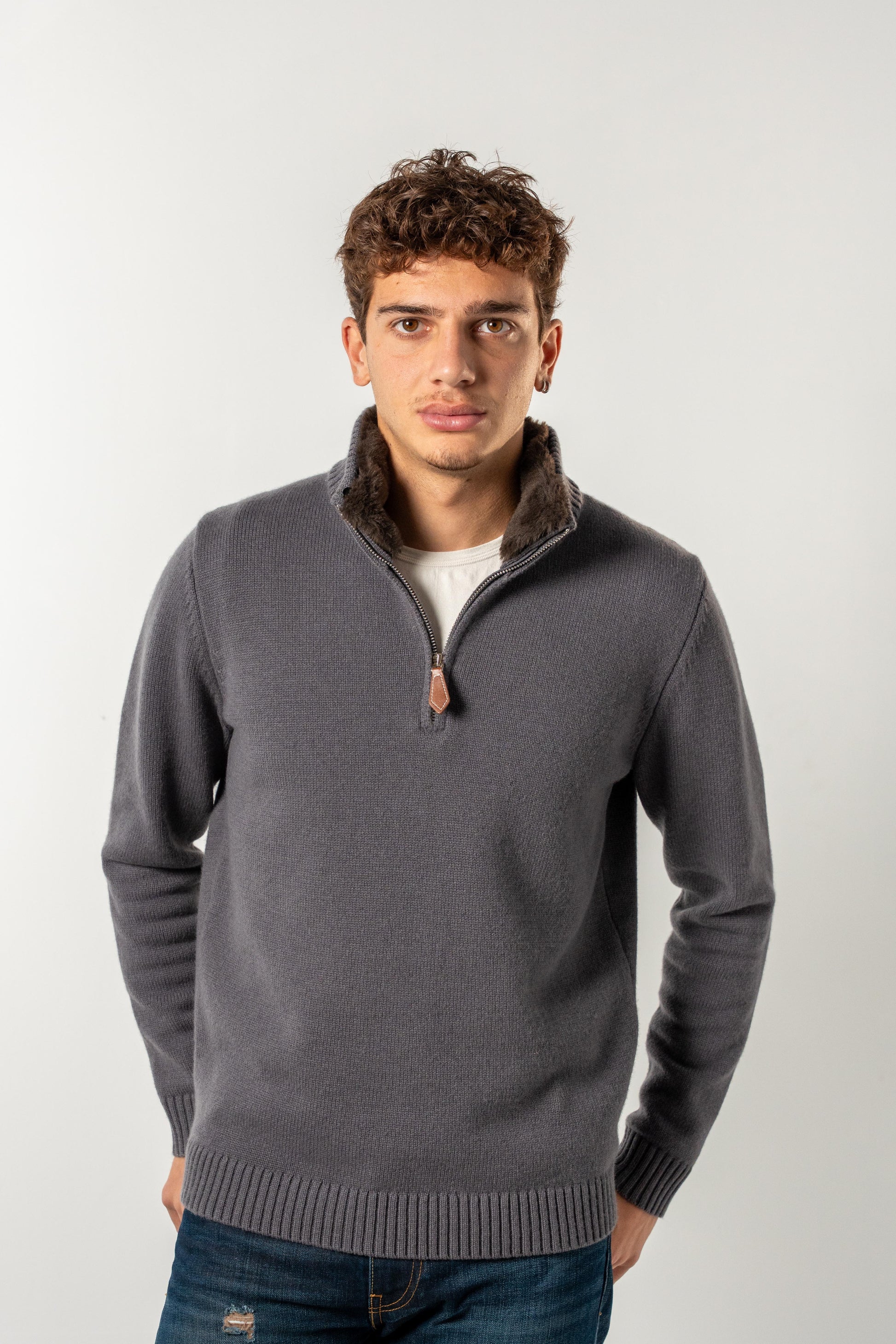 Fur Collar Half-Zip  | Dark Grey